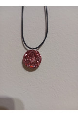 Collier rond rouge pailleté